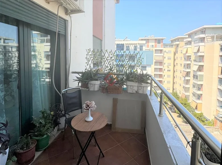 Apartment 82 m² in Bashkia Vlore, Albania