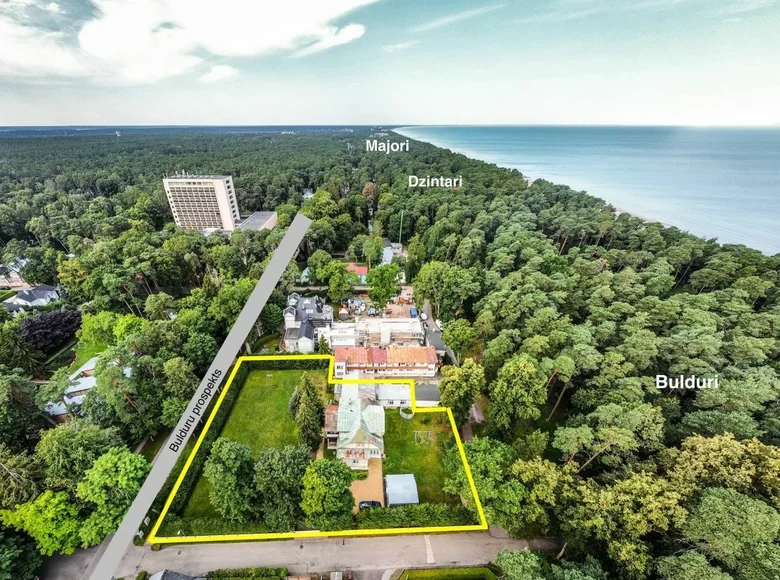 House 465 m² Jurmala, Latvia