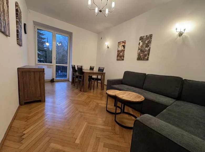 2 room apartment 60 m² in Warsaw, Poland