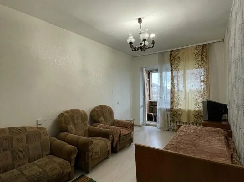 Wohnung 2 zimmer 43 m² Nawahrudak, Belarus