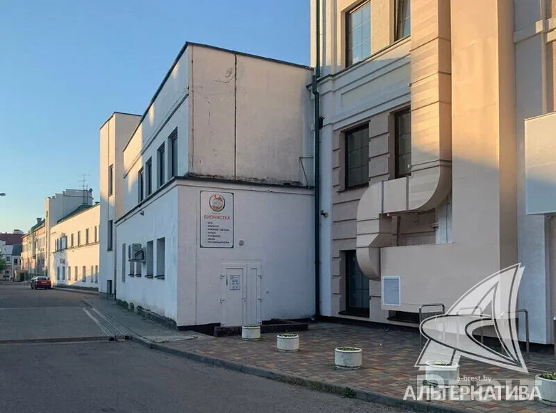 Shop 32 m² in Brest, Belarus