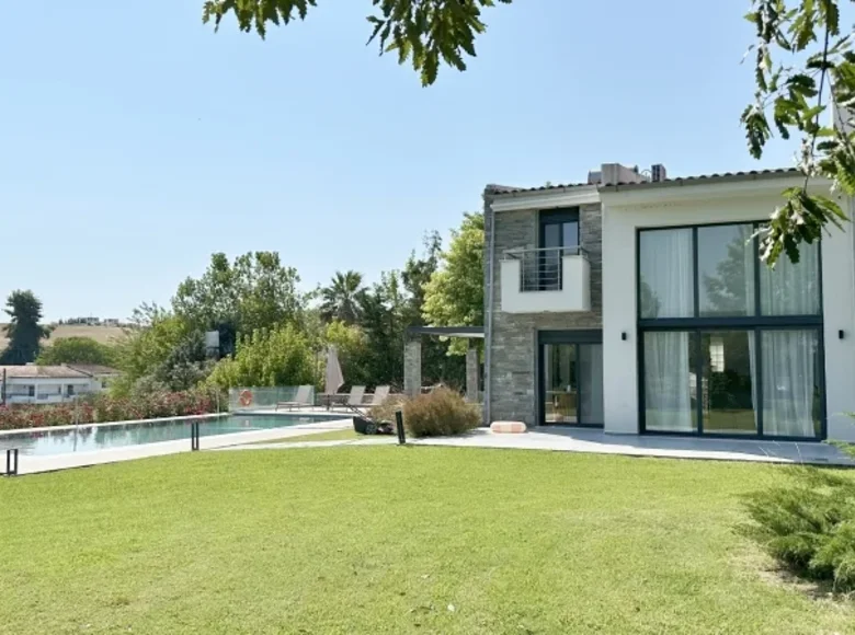 4 bedroom house 178 m² Kassandra Municipality, Greece