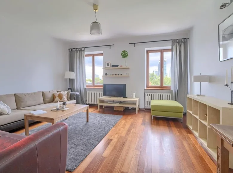 Квартира 2 комнаты 77 м² в Варшаве, Польша