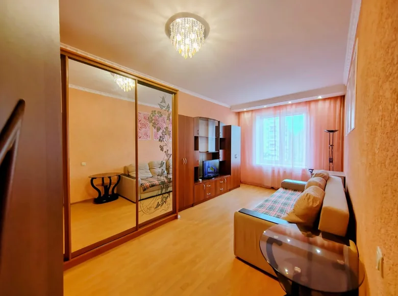 Mieszkanie 2 pokoi 62 m² Petersburg, Rosja