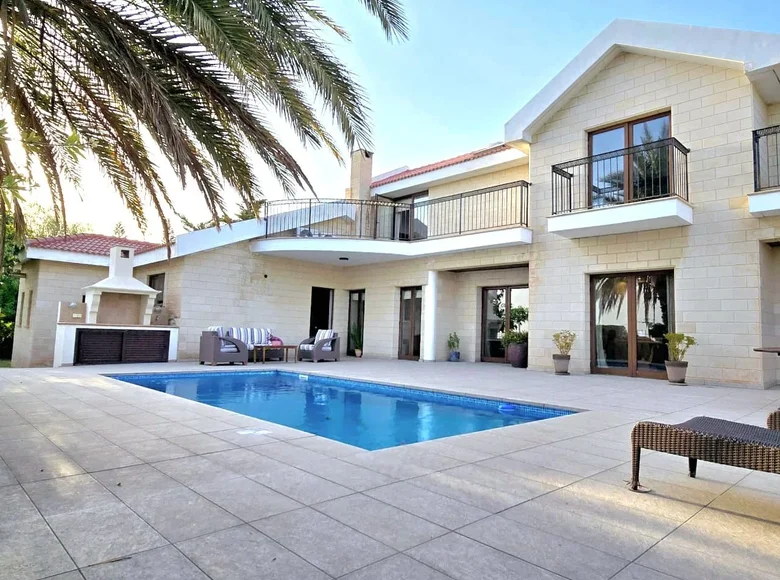 Willa 5 pokojów  w Parekklisia, Cypr