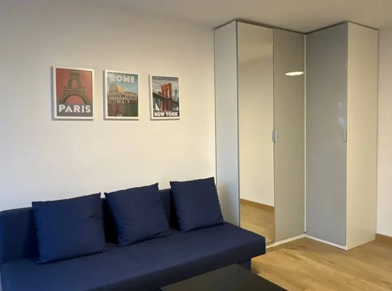 1 room apartment 27 m² in Warsaw, Poland