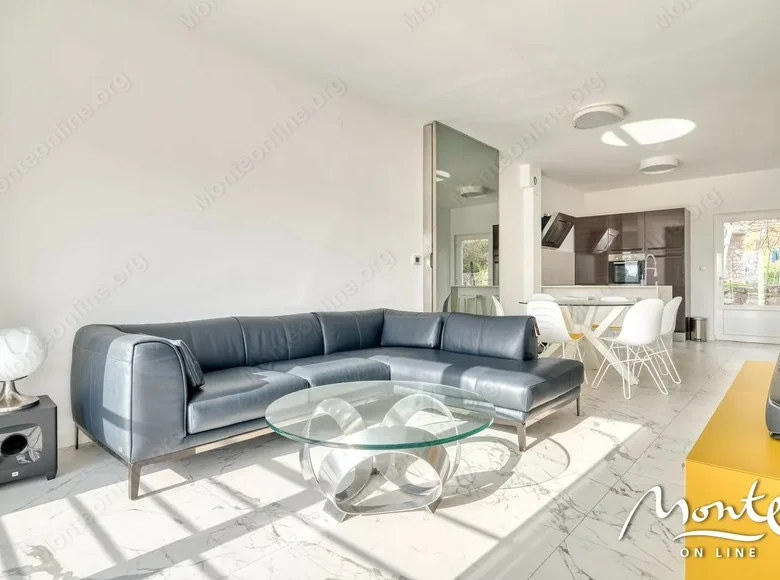 Mieszkanie 2 pokoi 85 m² Petrovac, Czarnogóra