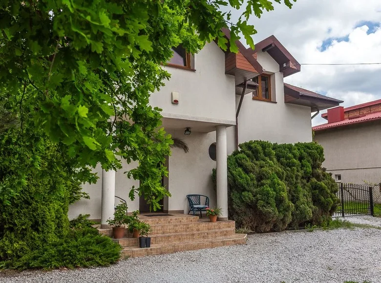 House 218 m² Lodz, Poland