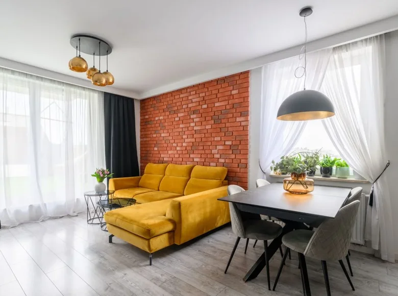 Mieszkanie 3 pokoi 65 m² Warszawa, Polska