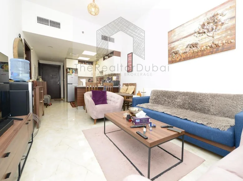 Mieszkanie 1 pokój 811 m² Dubaj, Emiraty Arabskie