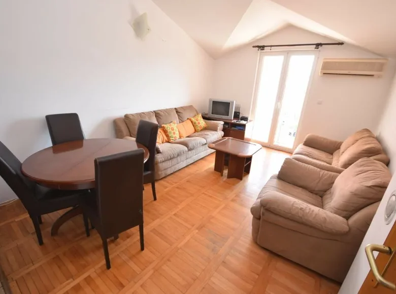Apartamento 4 habitaciones 90 m² Bijela, Montenegro