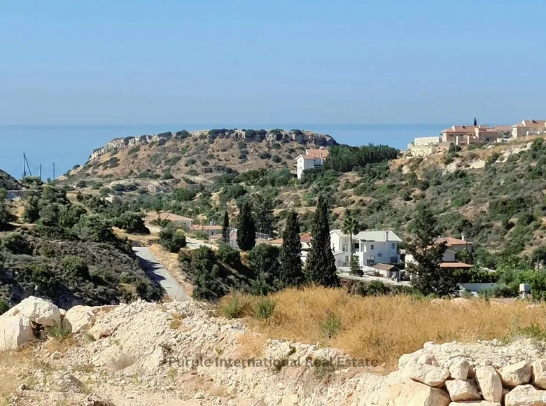 Parcelas  Agios Tychonas, Chipre