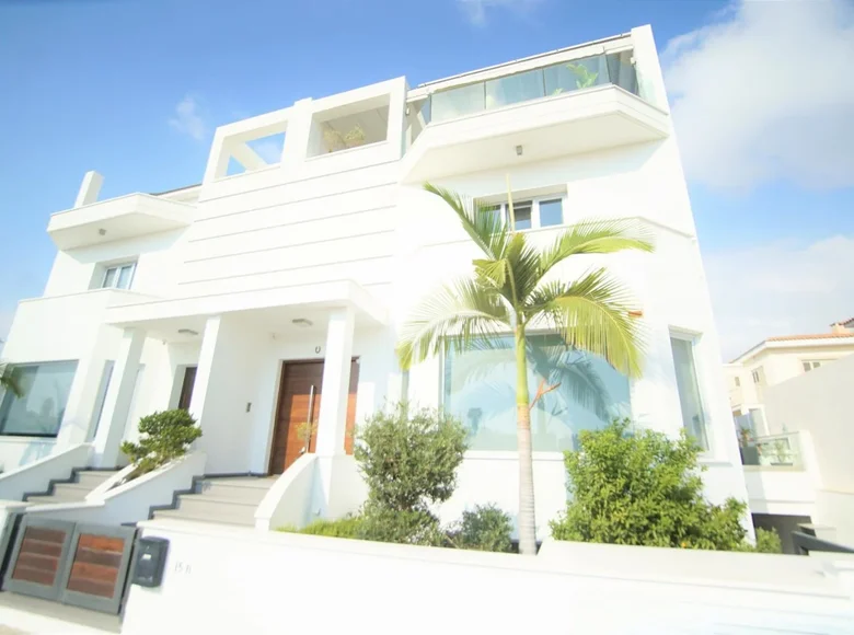 6 bedroom house 430 m² Paphos Municipality, Cyprus