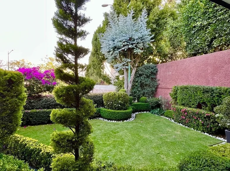 4 bedroom house 1 000 m² Mexico City, Mexico