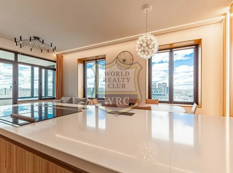 Mieszkanie 3 pokoi 90 m² Moskwa, Rosja