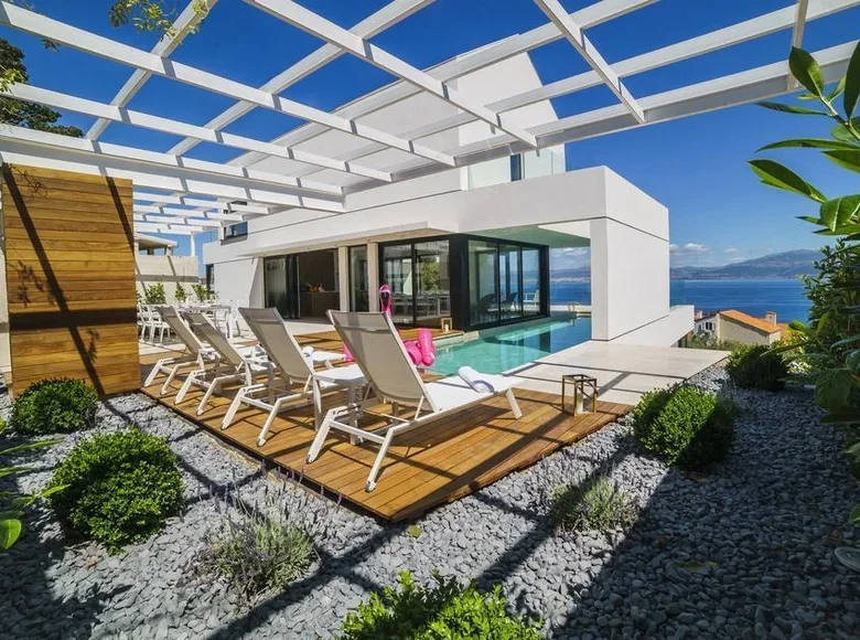 4 bedroom Villa 380 m² Croatia, Croatia