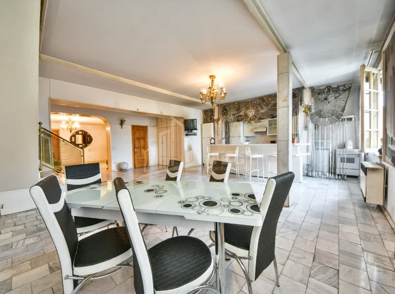 Квартира 7 комнат 310 м² Тбилиси, Грузия