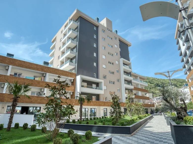 Commercial property 19 m² in Budva, Montenegro