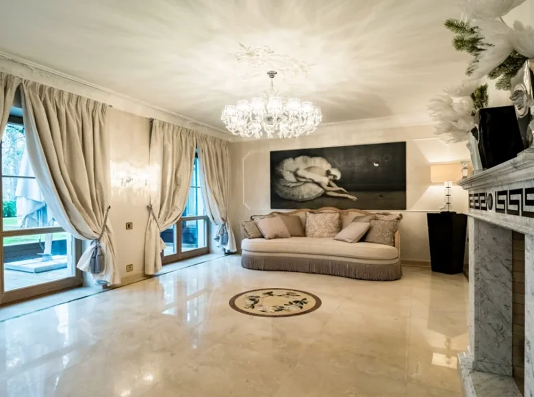 Mieszkanie 2 pokoi 145 m² Jurmała, Łotwa