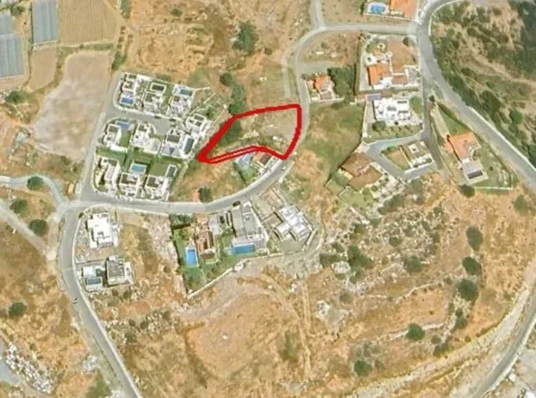 Atterrir  Parekklisia, Chypre