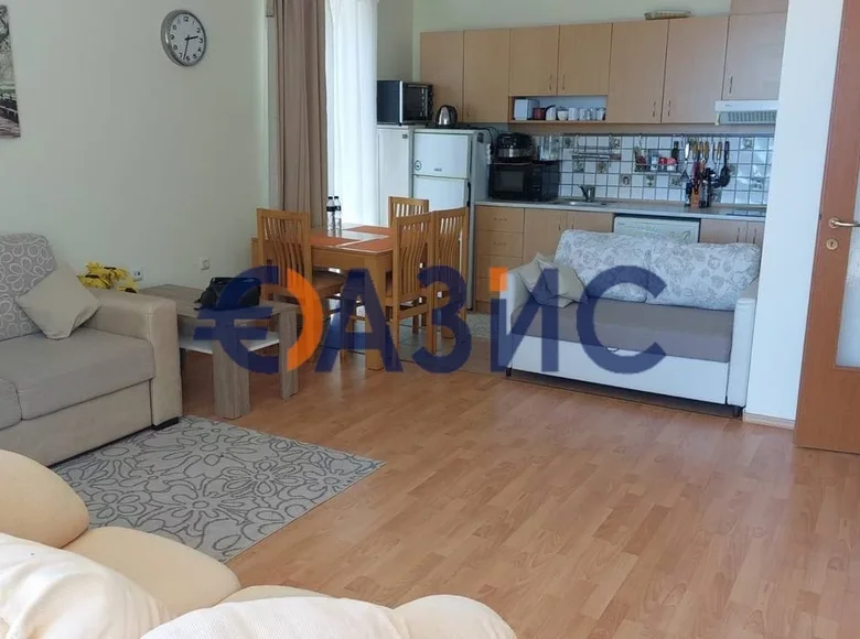 Квартира 2 спальни 75 м² Святой Влас, Болгария