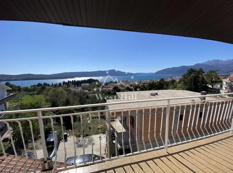 Maison 3 chambres 180 m² Tivat, Monténégro