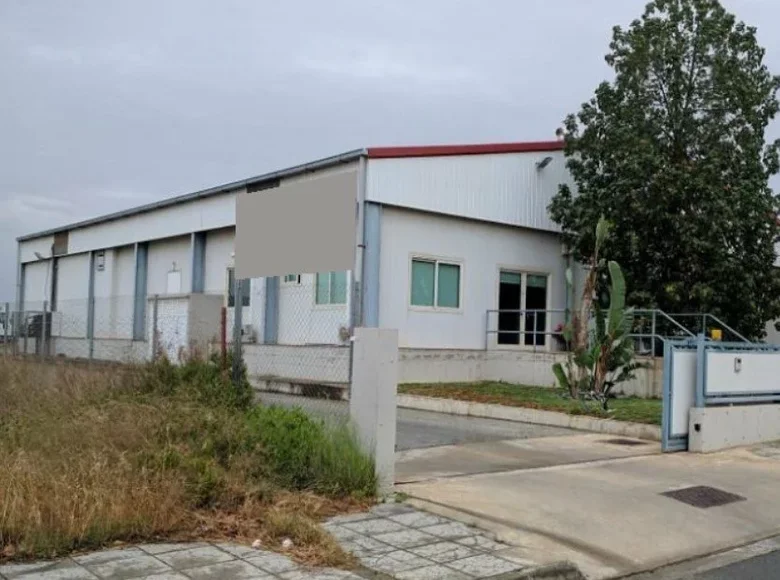 Almacén 626 m² en Ergates, Chipre