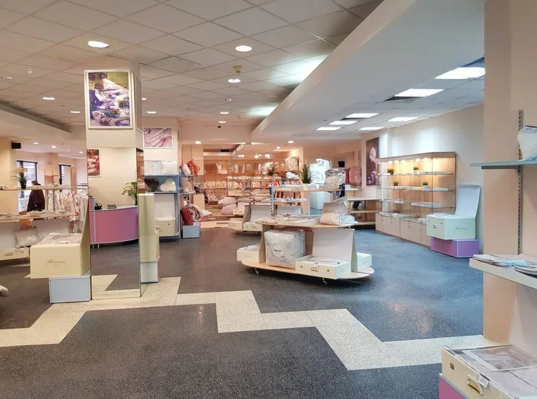 Office 1 777 m² in Moscow, Russia