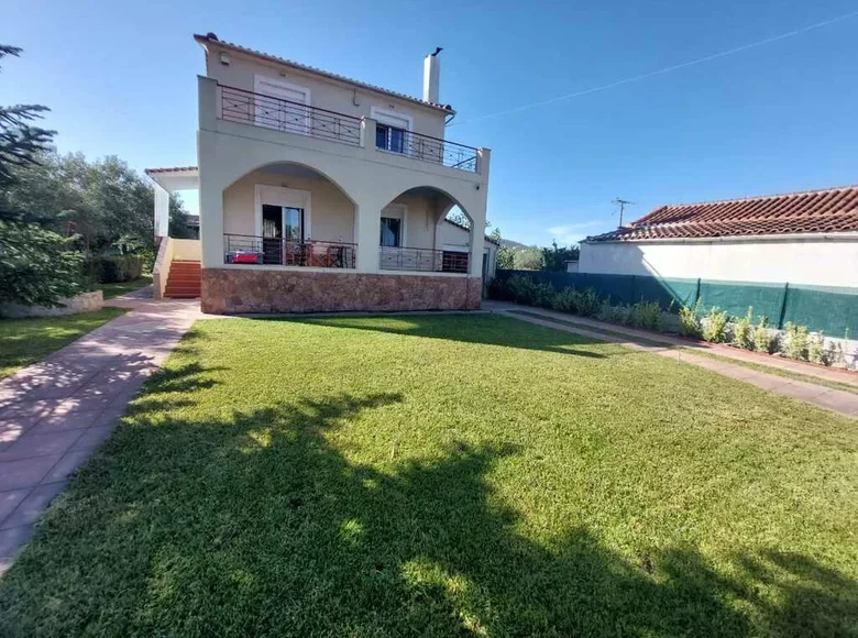 Villa de tres dormitorios 145 m² Artemisio, Grecia