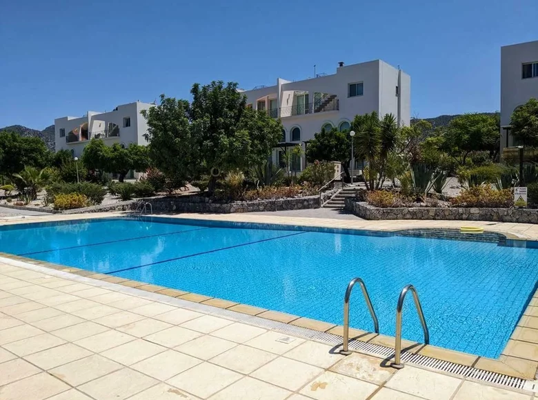 2 bedroom penthouse 65 m² Agios Amvrosios, Northern Cyprus