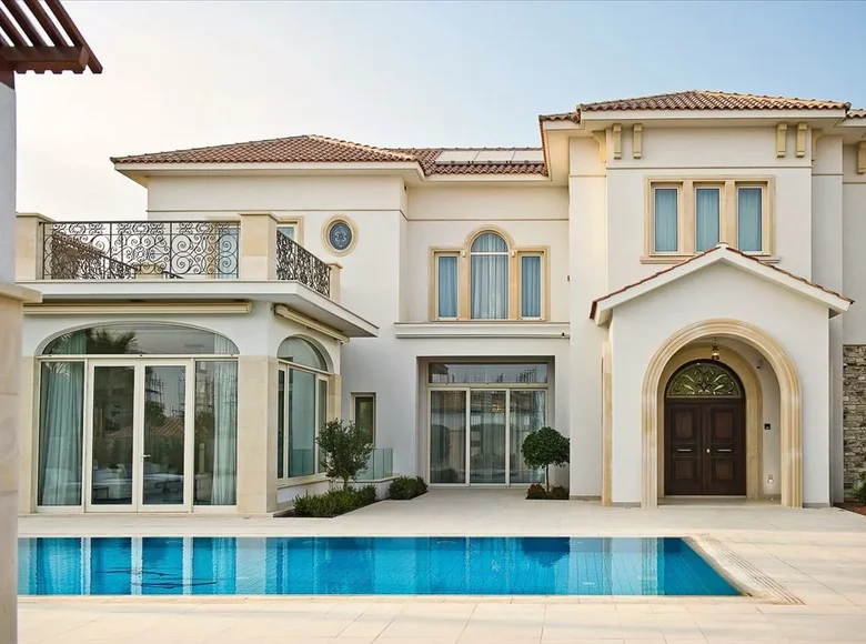 6 bedroom villa 676 m² Kiti, Cyprus