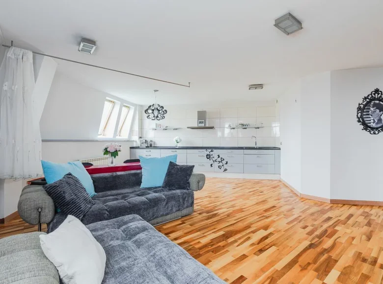 1 bedroom apartment 66 m² Warsaw, Poland