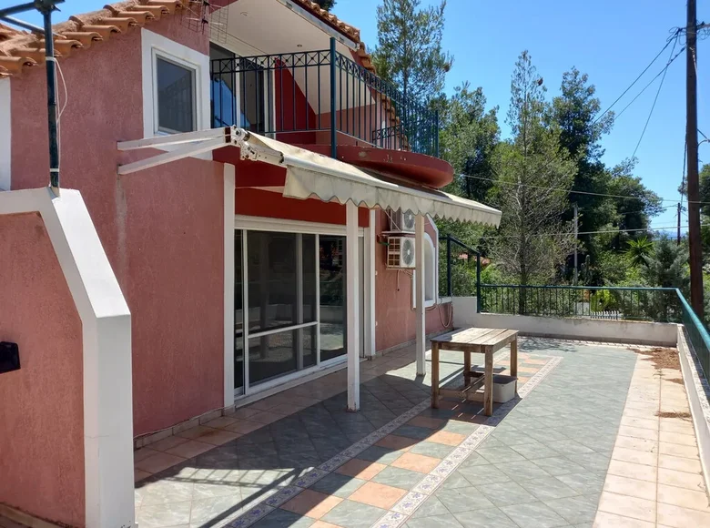 Villa mit 2 Schlafzimmern 135 m² Loutraki Perachora Agioi Theodoroi Municipality, Griechenland