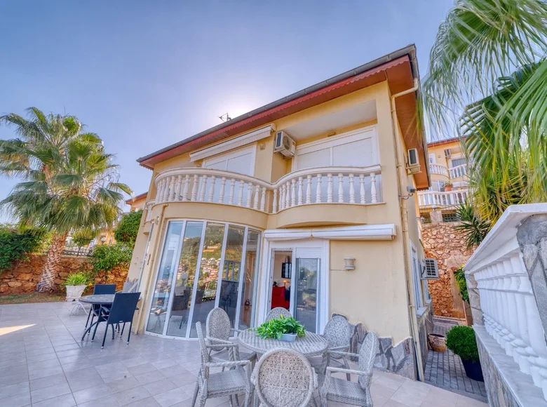 Вилла 3 комнаты 210 м² Аланья, Турция