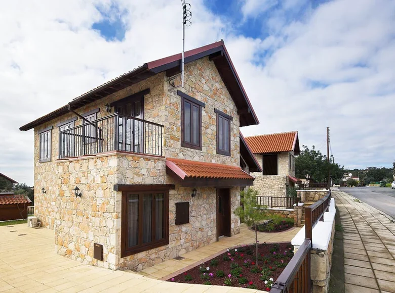 Dom 3 pokoi 195 m² Souni Zanatzia, Cypr