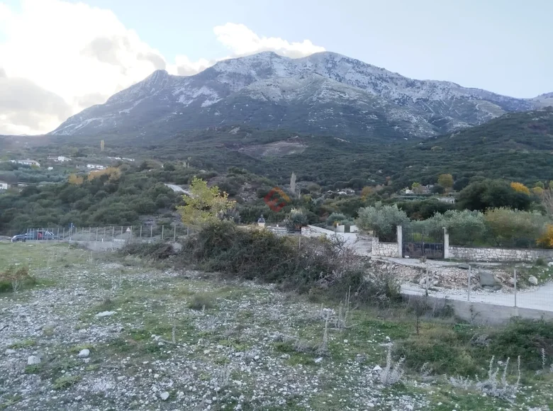 Atterrir 4 150 m² Xhyherine, Albanie