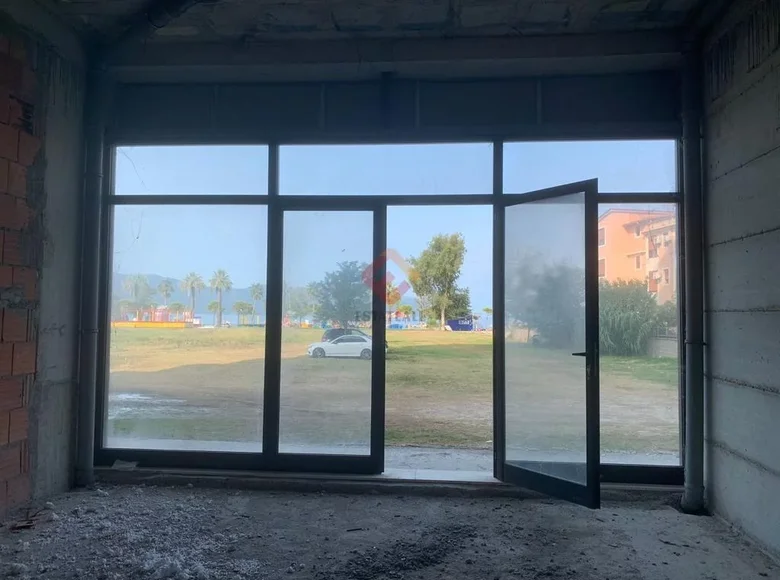 Propriété commerciale 88 m² à District de Vlora, Albanie