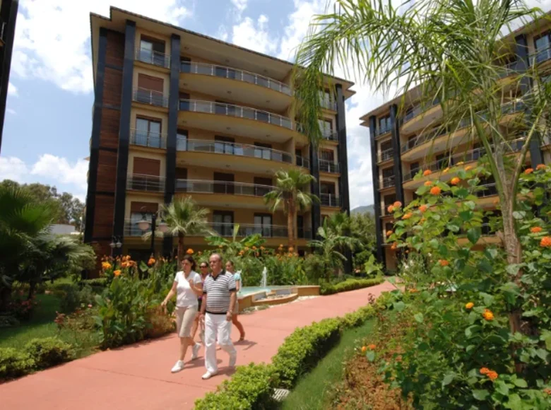 Квартира 4 комнаты  Аланья, Турция