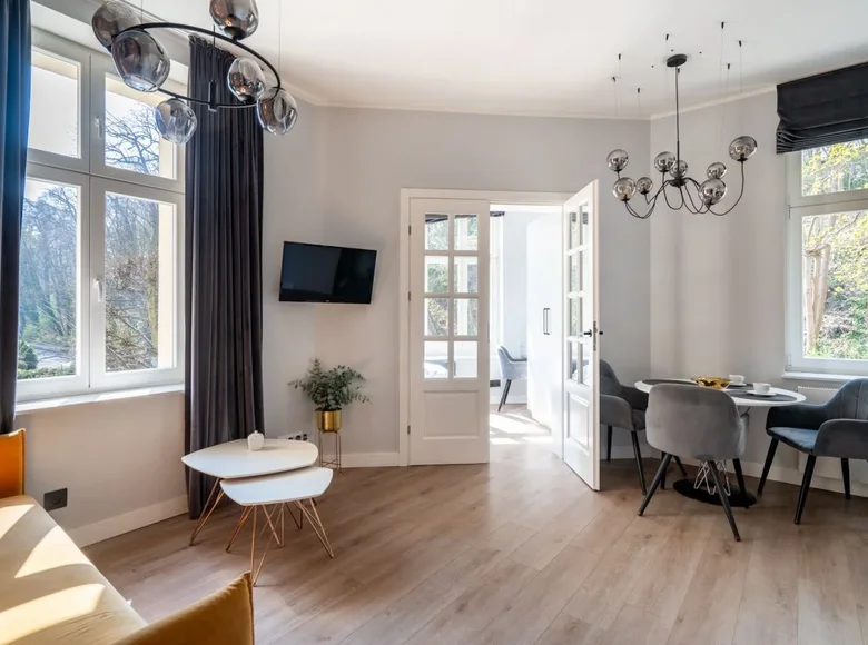 Apartamento 5 habitaciones 92 m² Sopot, Polonia