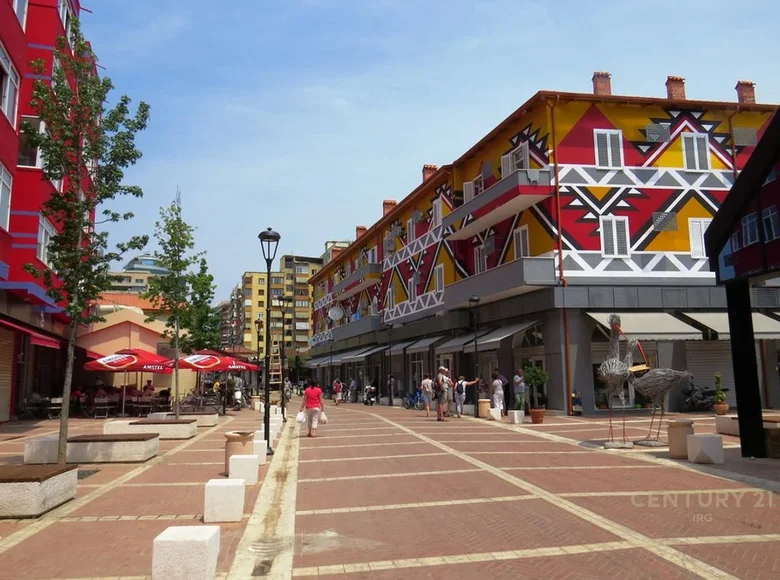Produktion 71 m² Tirana, Albanien