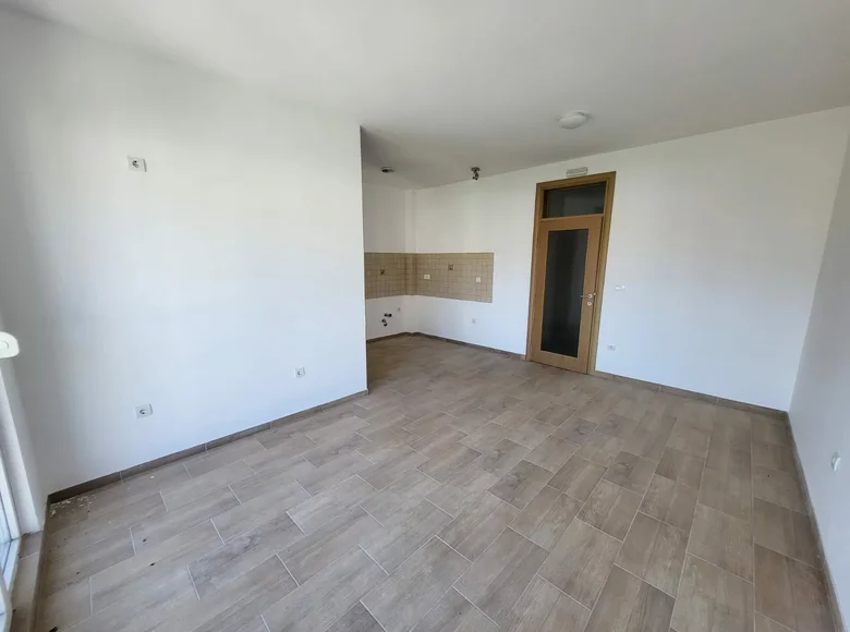 1 bedroom apartment  Dobra Voda, Montenegro
