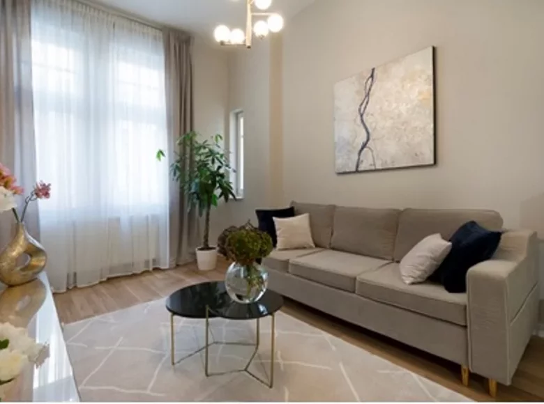 2 room apartment 80 m² in Budapest, Hungary