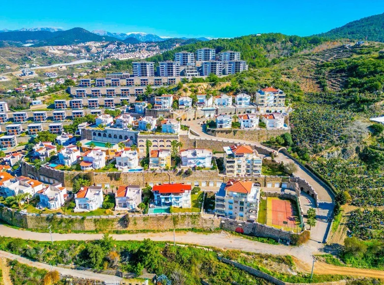 3 bedroom townthouse 180 m² Kargıcak, Turkey