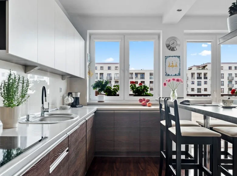 Квартира 5 комнат 99 м² Варшава, Польша