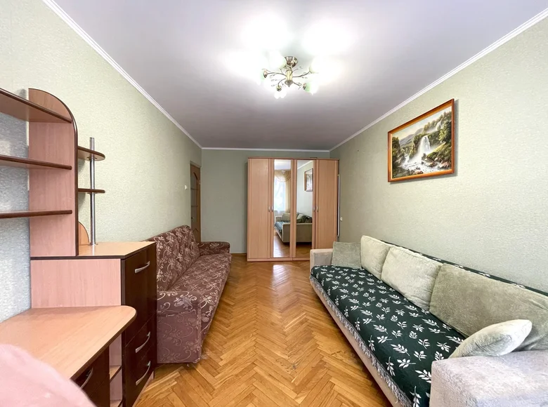 2 room apartment 50 m² Homyel, Belarus