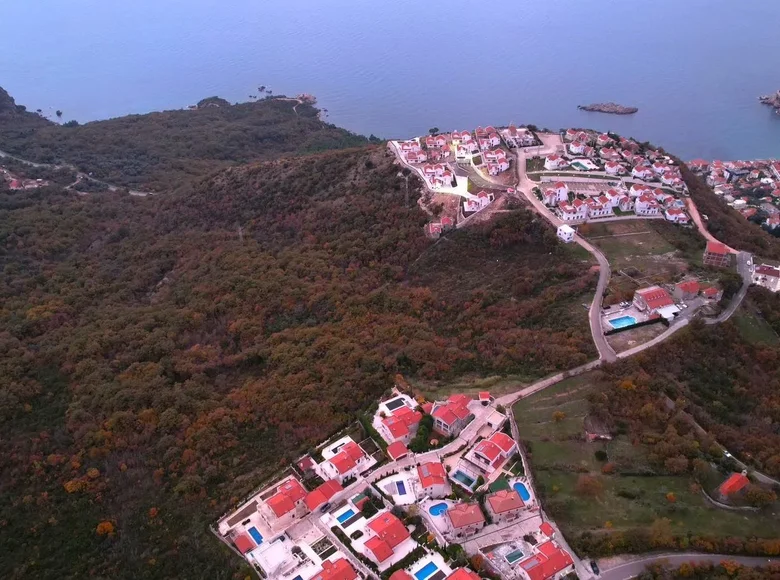 Land  Tudorovici, Montenegro