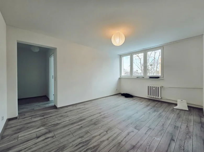 Mieszkanie 3 pokoi 47 m² Łódź, Polska