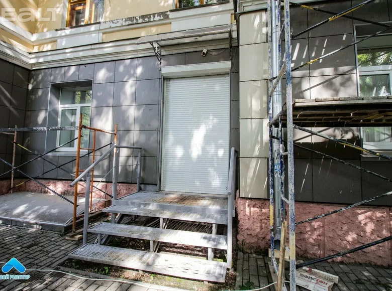 Shop 87 m² in Homyel, Belarus