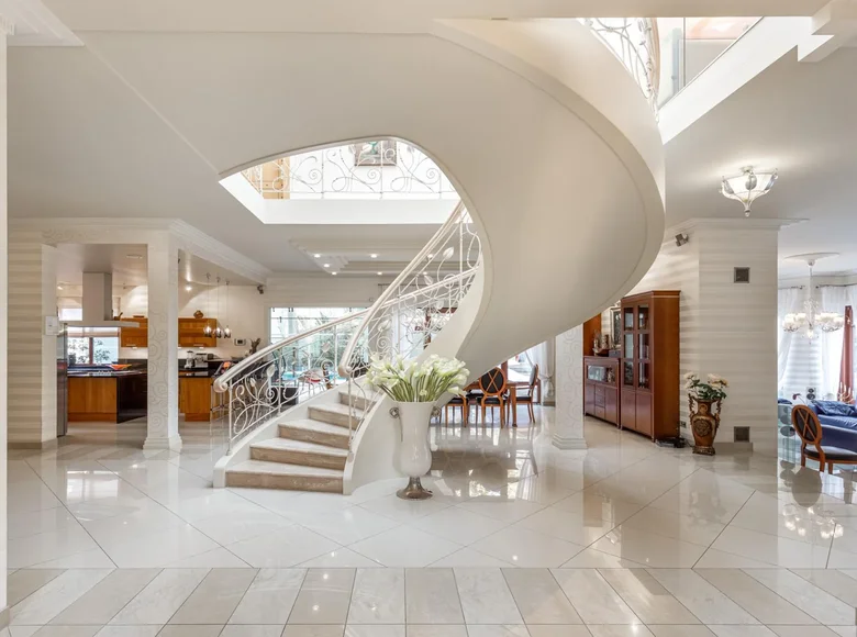 Вилла 5 спален 762 м² Рига, Латвия