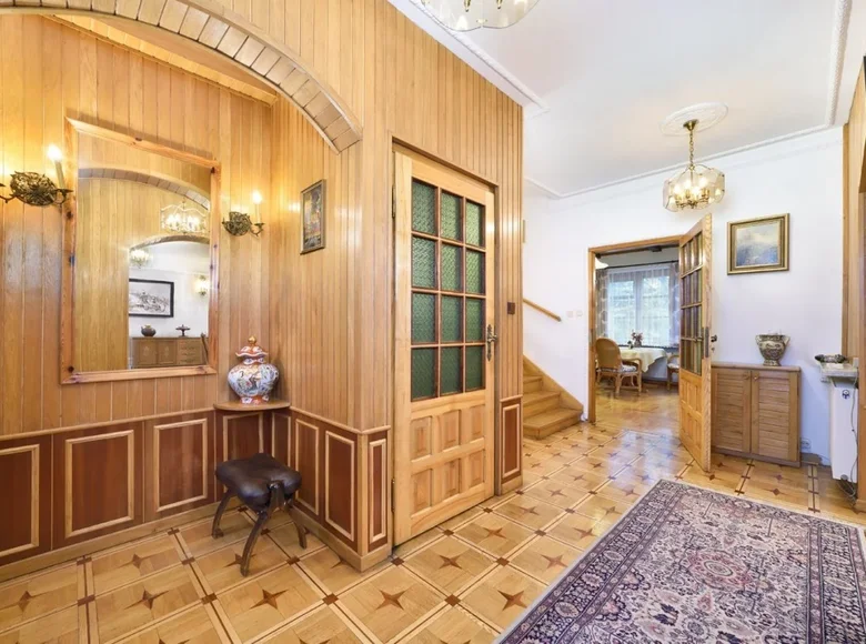 Дом 400 м² Мазовецкое воеводство, Польша